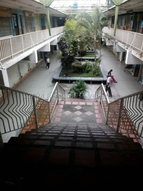 Comercial (Local Comercial) en Venta en Trapichito, Miranda - 40