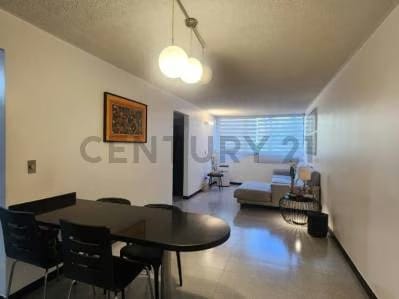 Apartamento en Venta Remodelado en Ciudad Casarapa - 4