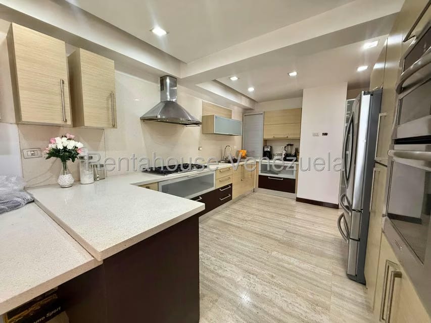 Apartamento (Duplex) en Alquiler en Boleita Norte, Distrito Metropolitano - 9