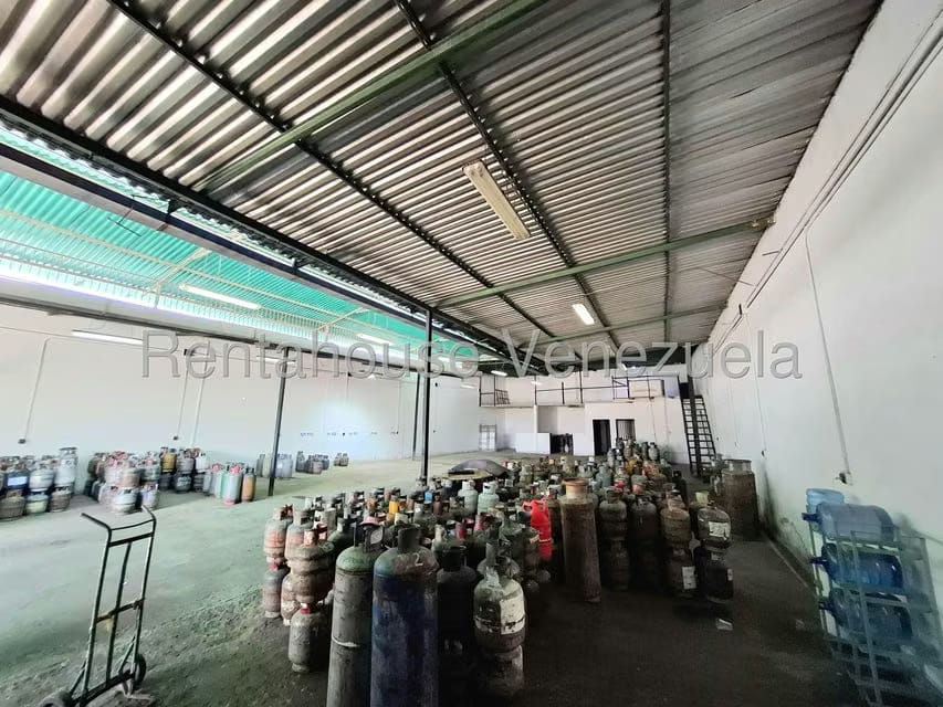 Comercial (Local Comercial) en Venta en El Macaro, Aragua - 19