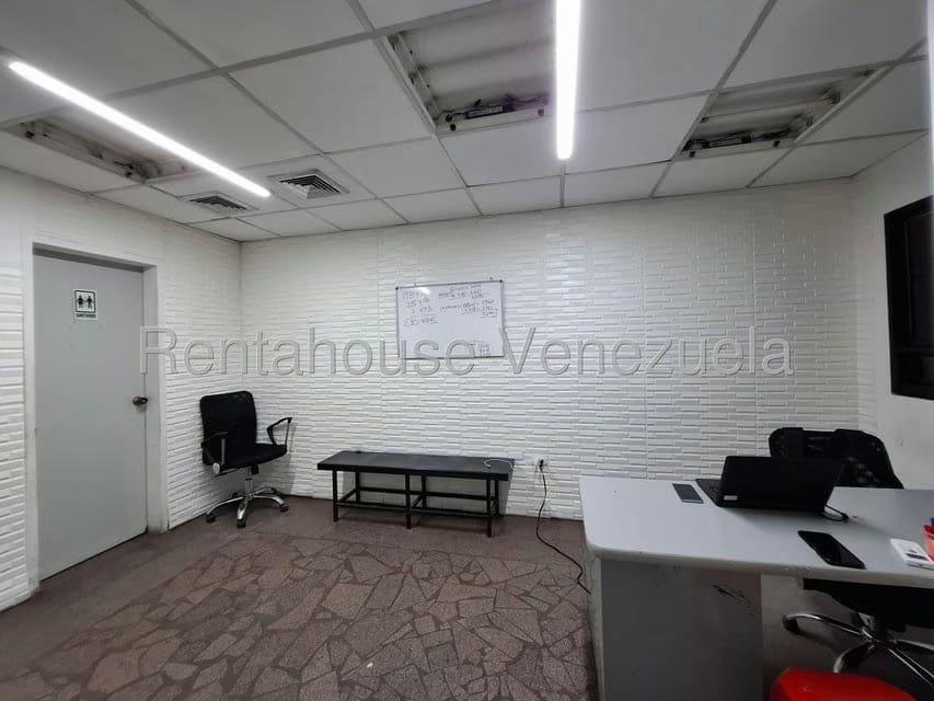 Comercial (Local Comercial) en Venta en El Macaro, Aragua - 3
