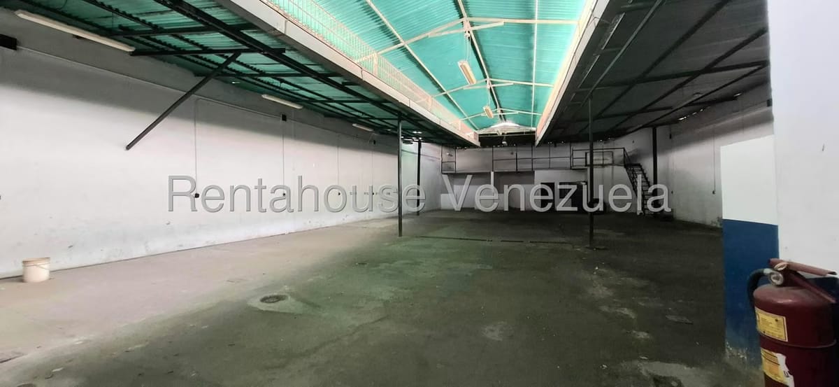 Comercial (Local Comercial) en Venta en El Macaro, Aragua - 23