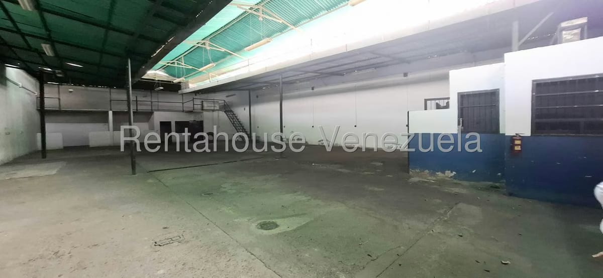 Comercial (Local Comercial) en Venta en El Macaro, Aragua - 24