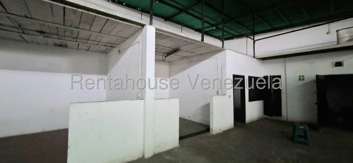 Comercial (Local Comercial) en Venta en El Macaro, Aragua - 28