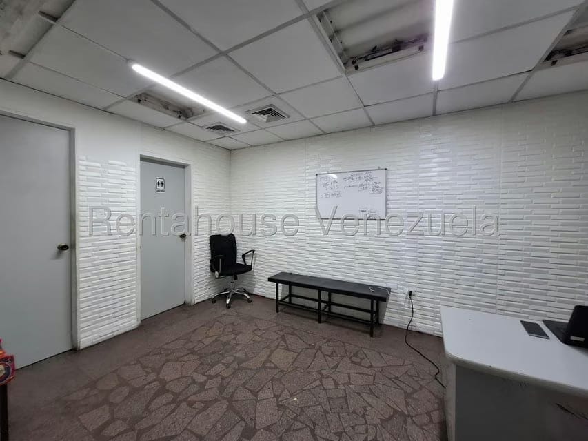 Comercial (Local Comercial) en Venta en El Macaro, Aragua - 4