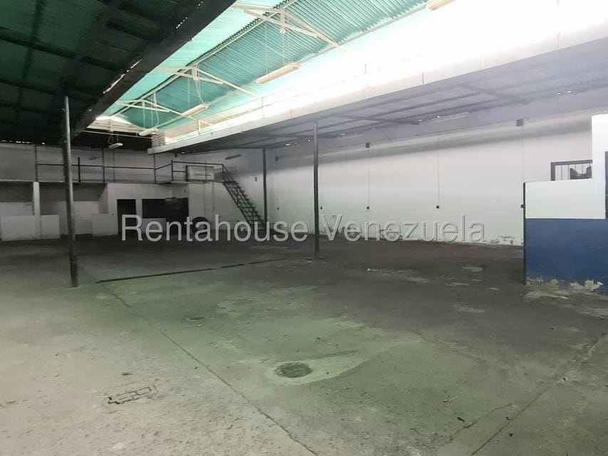 Comercial (Local Comercial) en Venta en El Macaro, Aragua - 31