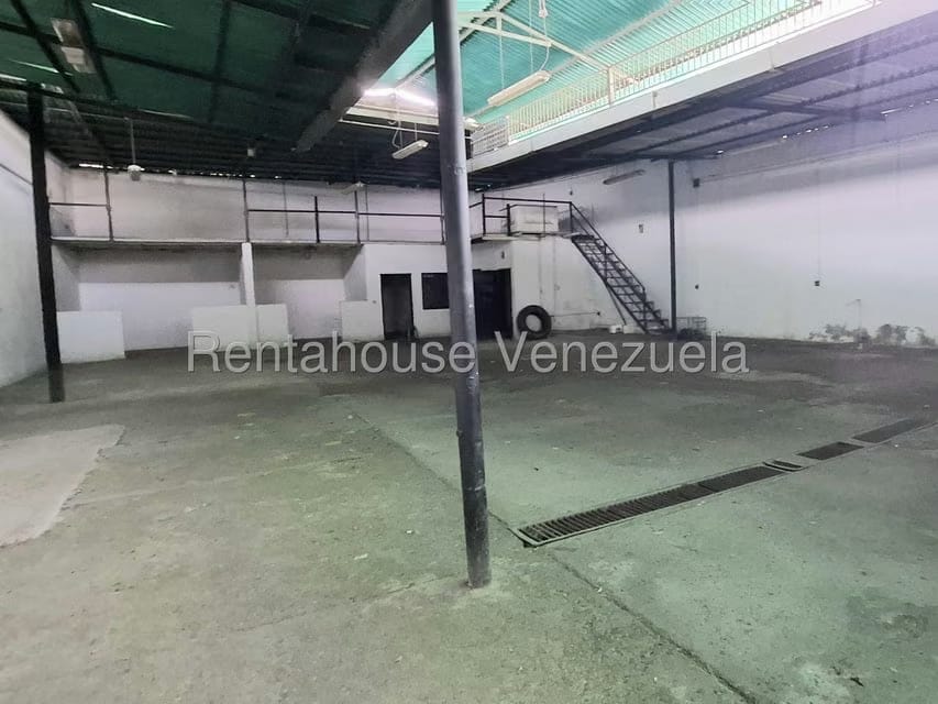 Comercial (Local Comercial) en Venta en El Macaro, Aragua - 37