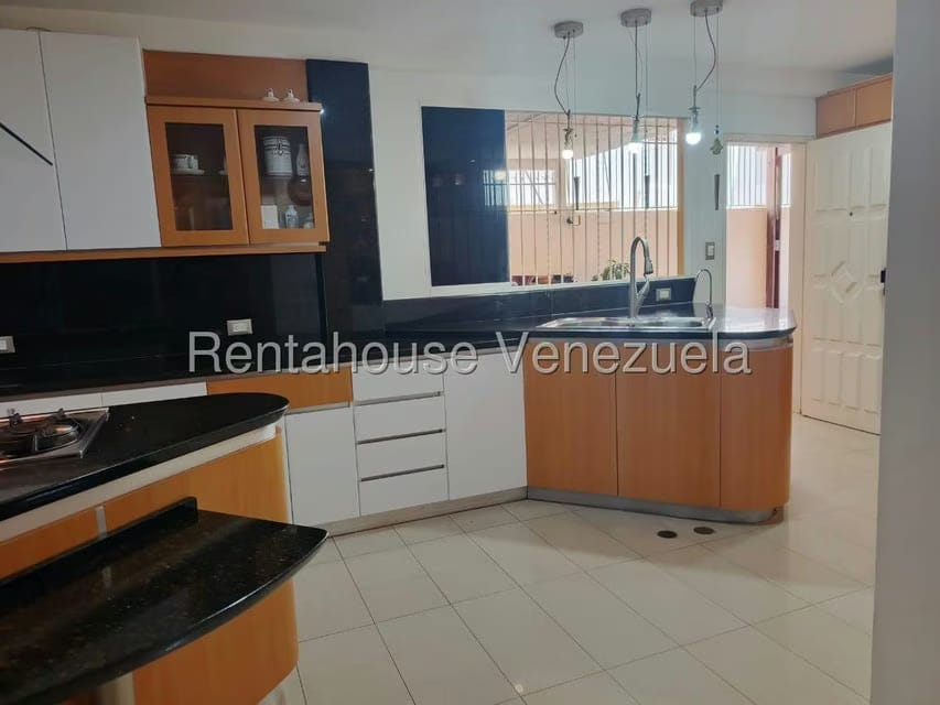 Casa (1 Nivel) en Venta en Colinas de Bello Monte, Distrito Metropolitano - 25