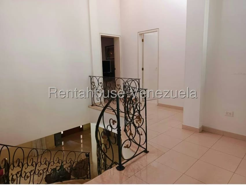 Casa (1 Nivel) en Venta en Colinas de Bello Monte, Distrito Metropolitano - 33