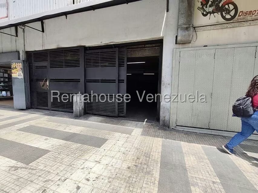 Apartamento (1 Nivel) en Venta en San Martin, Distrito Metropolitano - 2