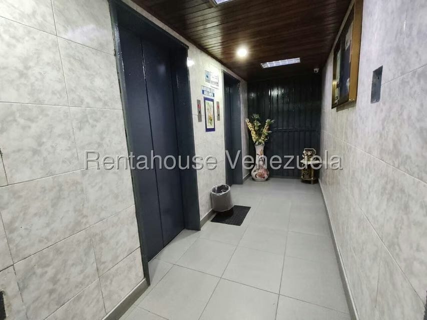 Apartamento (1 Nivel) en Venta en San Martin, Distrito Metropolitano - 4