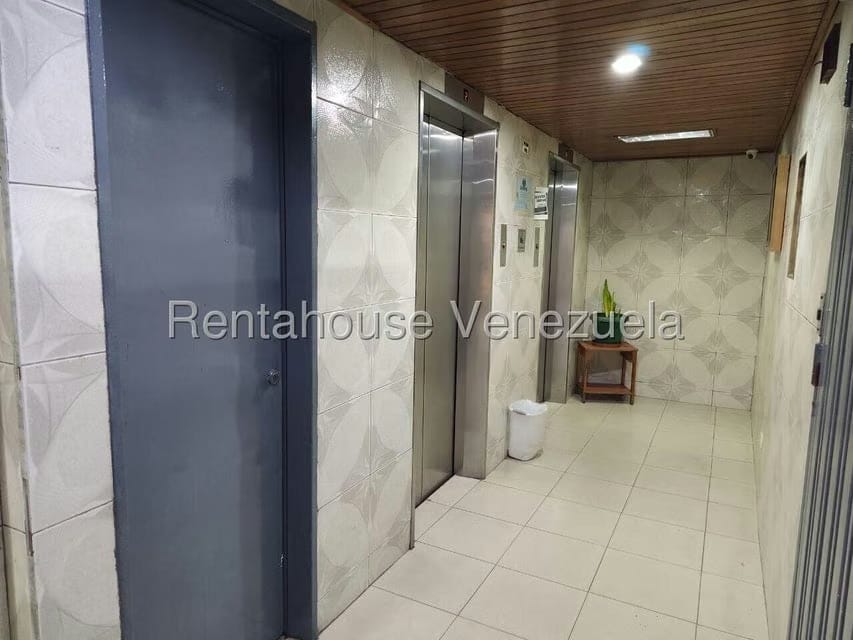 Apartamento (1 Nivel) en Venta en San Martin, Distrito Metropolitano - 33