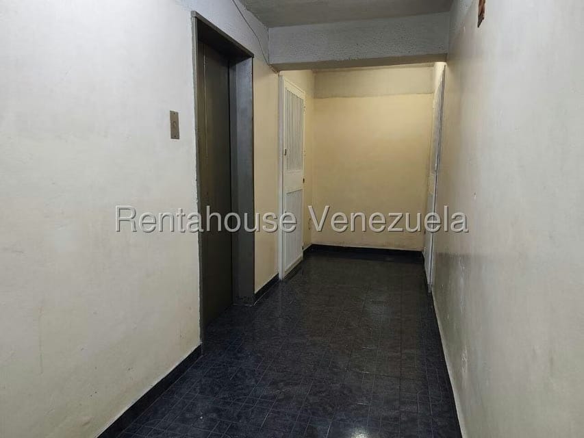 Apartamento (1 Nivel) en Venta en San Martin, Distrito Metropolitano - 35