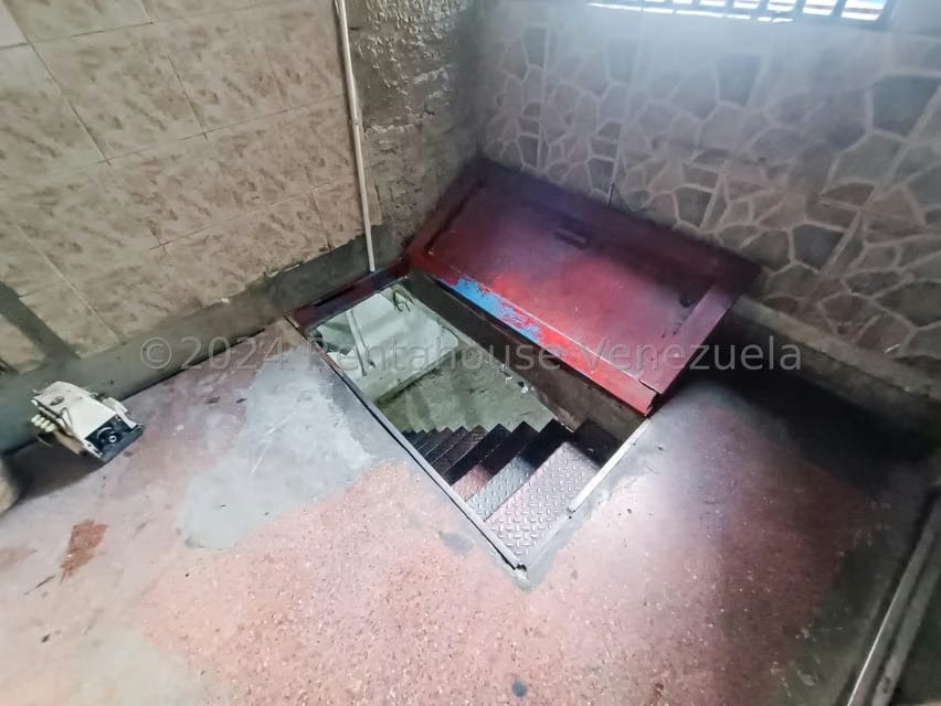 Comercial (Oficina) en Venta en Parroquia Altagracia, Distrito Metropolitano - 41