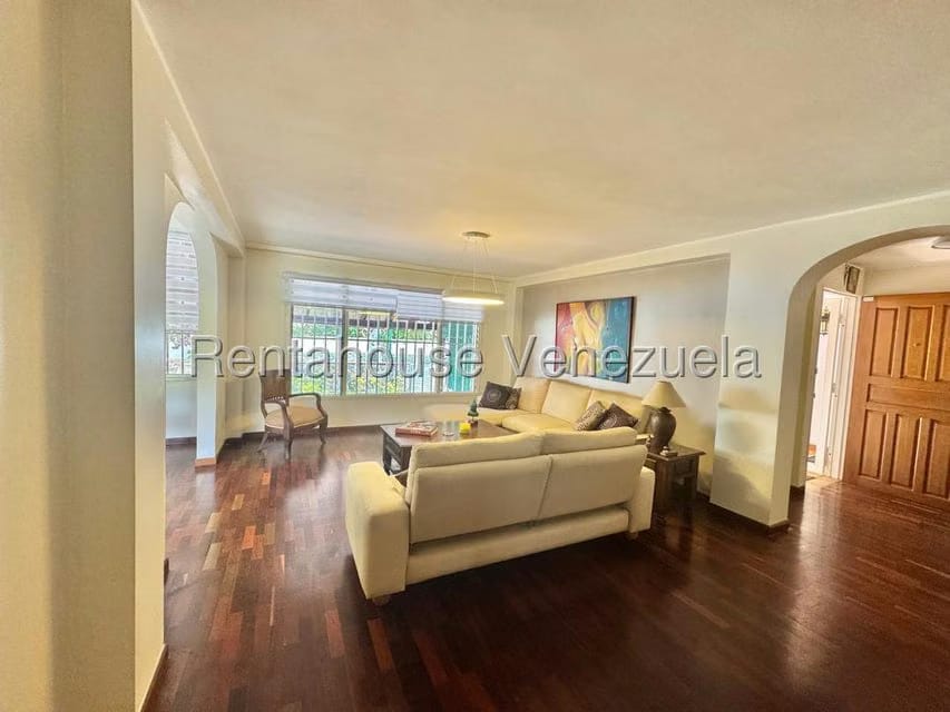 Casa (Duplex) en Venta en La Boyera, Distrito Metropolitano - 4