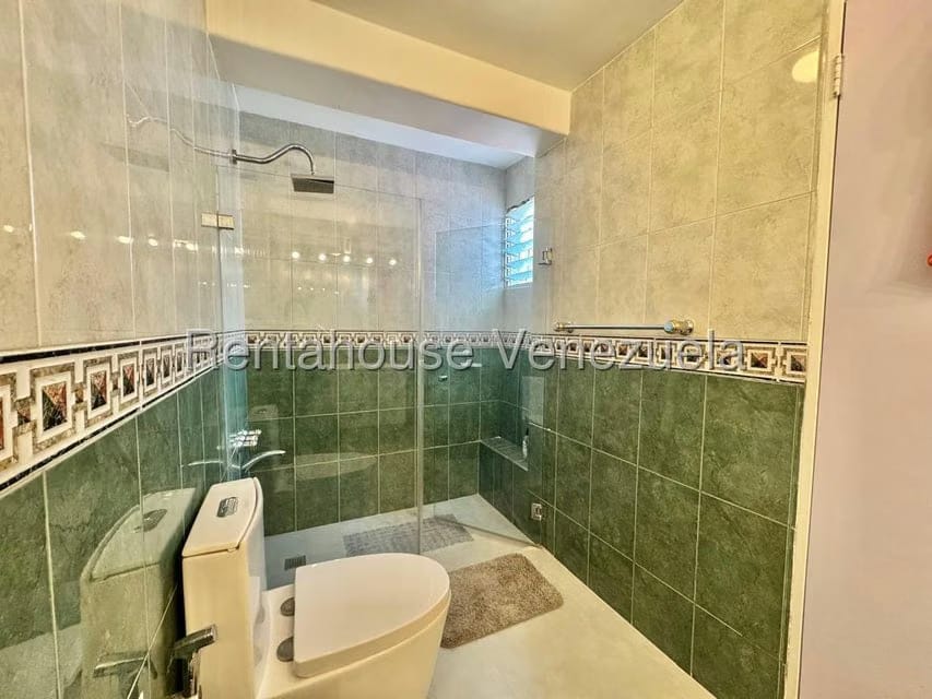 Casa (Duplex) en Venta en La Boyera, Distrito Metropolitano - 48