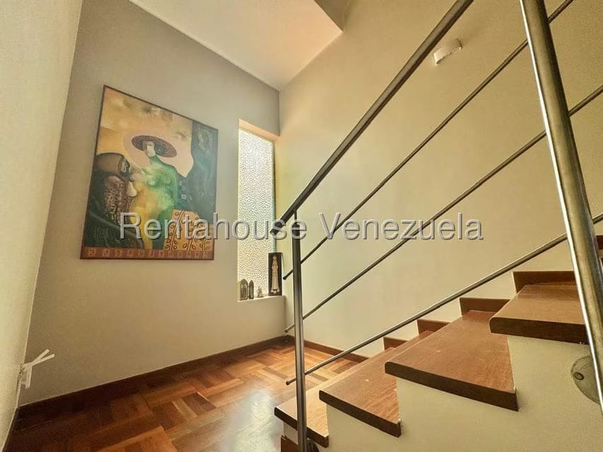 Casa (Duplex) en Venta en La Boyera, Distrito Metropolitano - 55