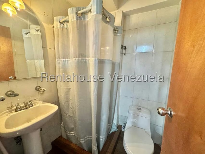 Casa (Duplex) en Venta en La Boyera, Distrito Metropolitano - 57
