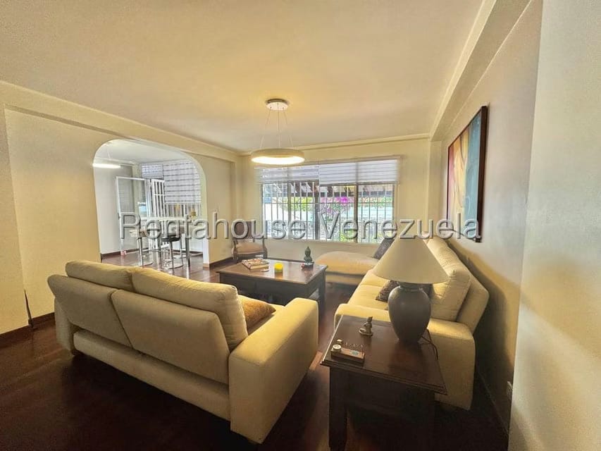 Casa (Duplex) en Venta en La Boyera, Distrito Metropolitano - 7