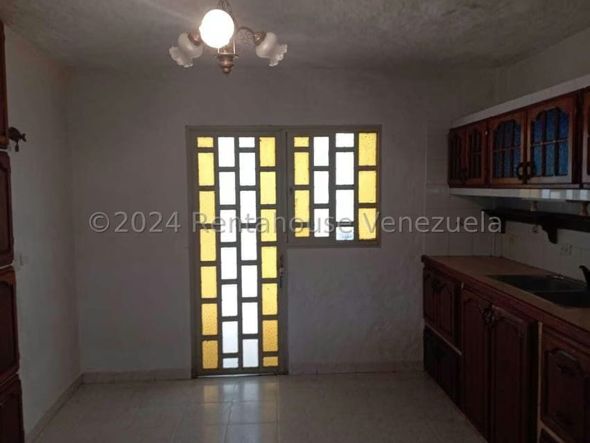 Casa (1 Nivel) en Venta en Avenida los Proceres, Merida - 15