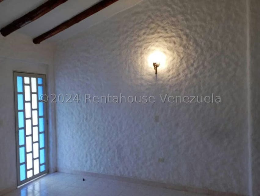 Casa (1 Nivel) en Venta en Avenida los Proceres, Merida - 24