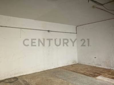 LC - Venta de Local en Los Chaguaramos - 6