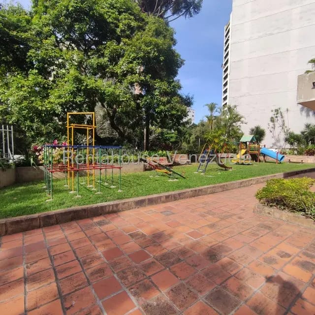 Apartamento (1 Nivel) en Venta en Los Naranjos del Cafetal, Distrito Metropolitano - 15