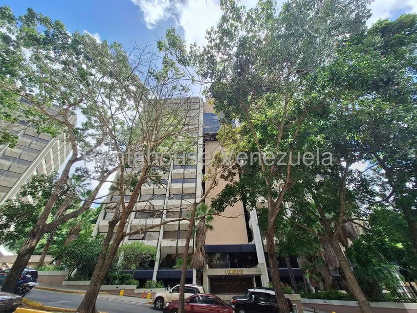 Comercial (Oficina) en Alquiler en Santa Paula, Distrito Metropolitano - 22