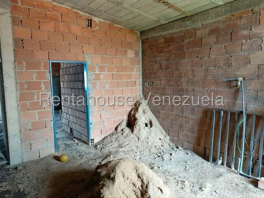 Comercial (Edificio) en Venta en La Providencia, Aragua - 32