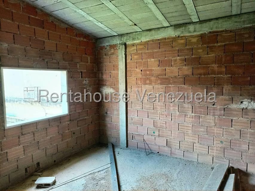 Comercial (Edificio) en Venta en La Providencia, Aragua - 35