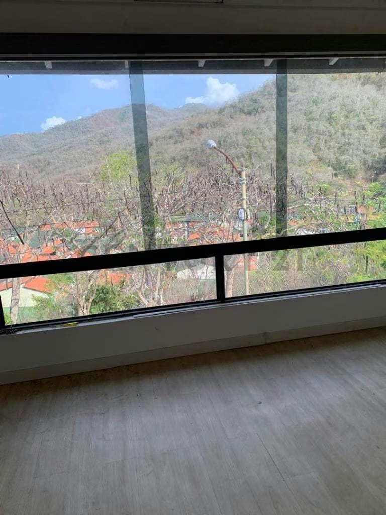Venta de Hermoso Town House Triple en La Urbanización las Terrazas - 6