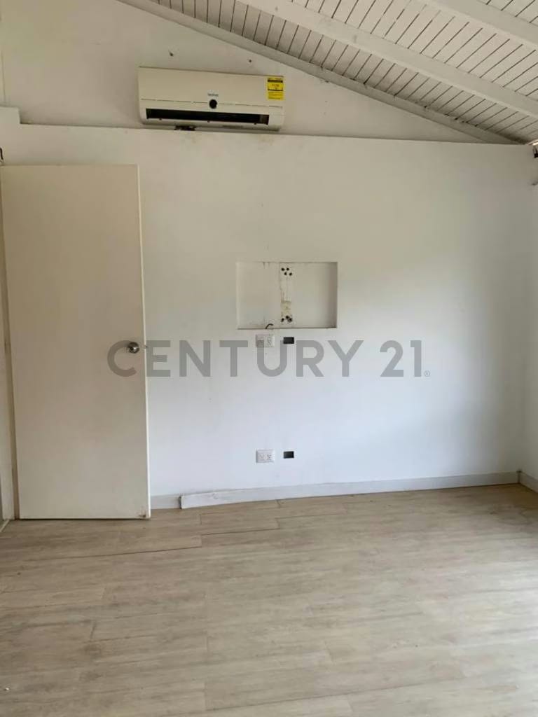 Venta de Hermoso Town House Triple en La Urbanización las Terrazas - 7