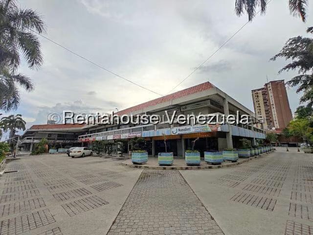 Comercial (Local Comercial) en Alquiler en Urbanizacion El Centro, Aragua - 2