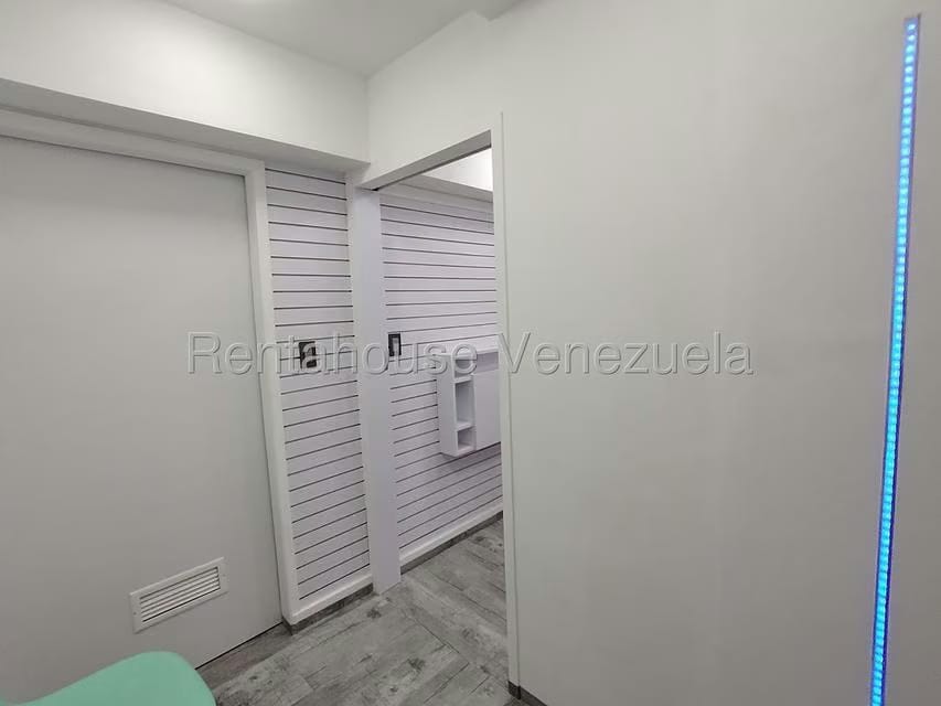 Comercial (Local Comercial) en Alquiler en Urbanizacion El Centro, Aragua - 18