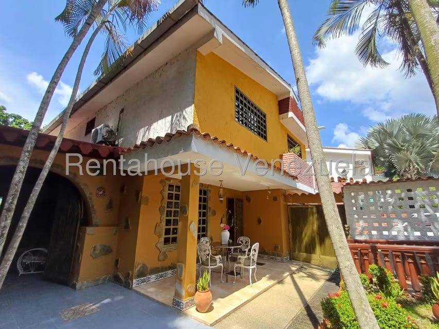 Casa (Duplex) en Venta en El Castaño, Aragua