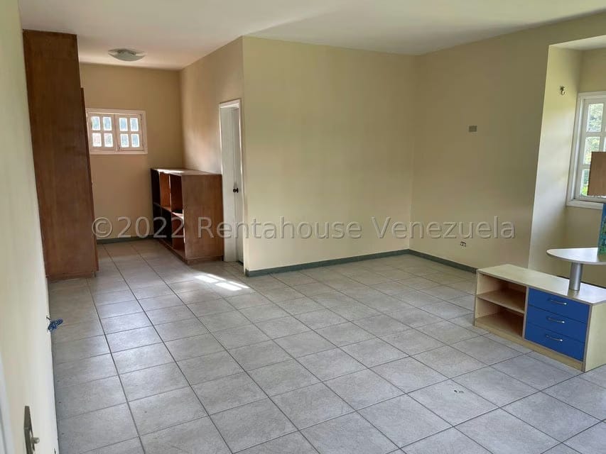 Casa (Colonial) en Venta en Sector Cantarrana, Miranda - 26