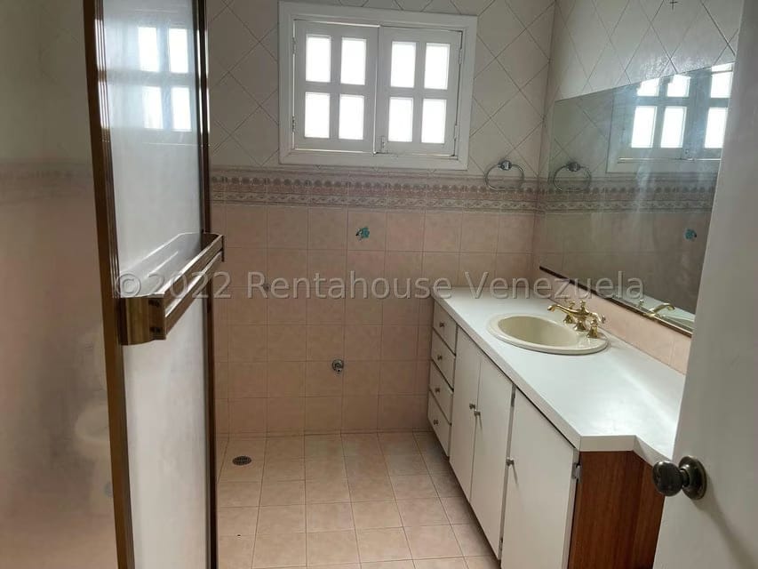 Casa (Colonial) en Venta en Sector Cantarrana, Miranda - 30