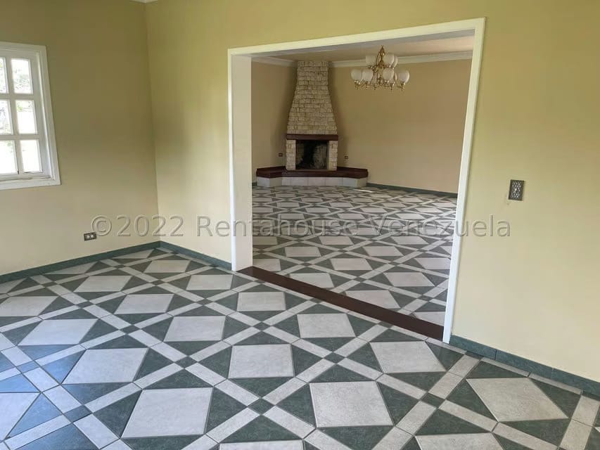 Casa (Colonial) en Venta en Sector Cantarrana, Miranda - 10