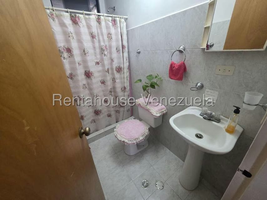 Apartamento (1 Nivel) en Venta en La Quinta, Miranda - 9
