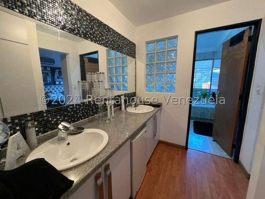 Apartamento (Multiples Niveles) en Venta en La Tahona, Distrito Metropolitano - 32