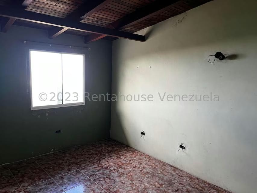 Casa (Duplex) en Venta en El Junquito, Distrito Metropolitano - 25