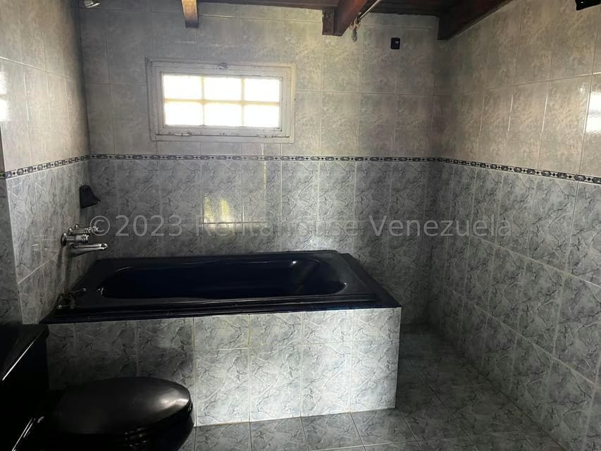 Casa (Duplex) en Venta en El Junquito, Distrito Metropolitano - 29