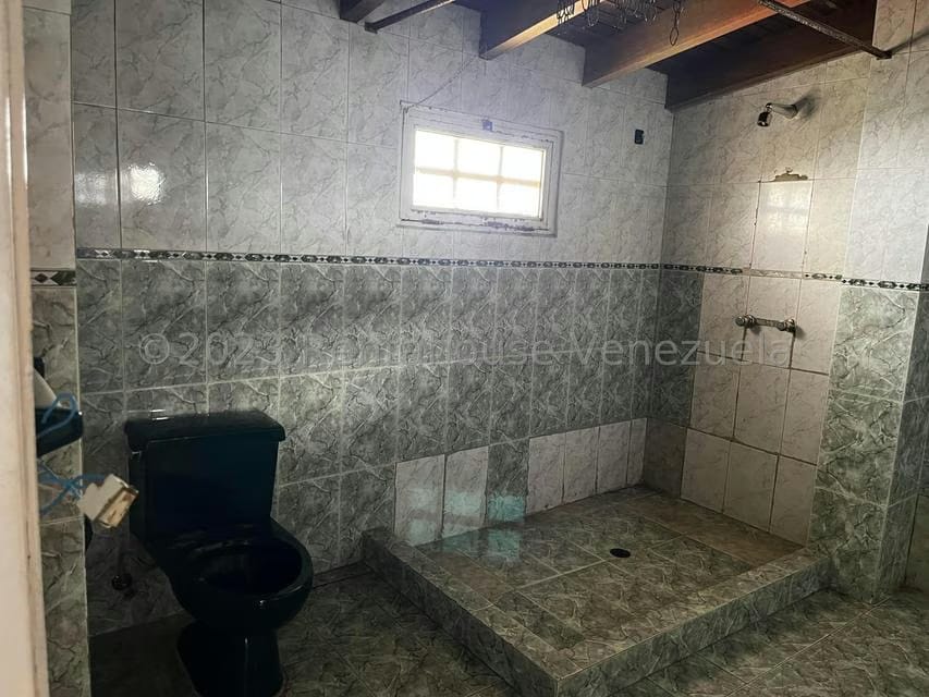 Casa (Duplex) en Venta en El Junquito, Distrito Metropolitano - 41