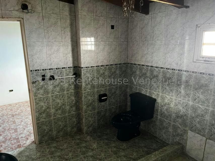 Casa (Duplex) en Venta en El Junquito, Distrito Metropolitano - 42