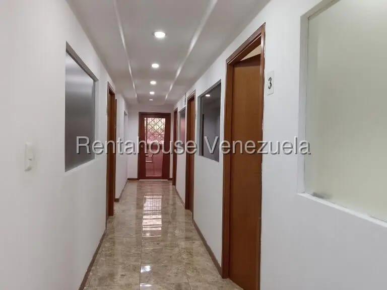 Comercial (Oficina) en Alquiler en Plaza Venezuela, Distrito Metropolitano - 4