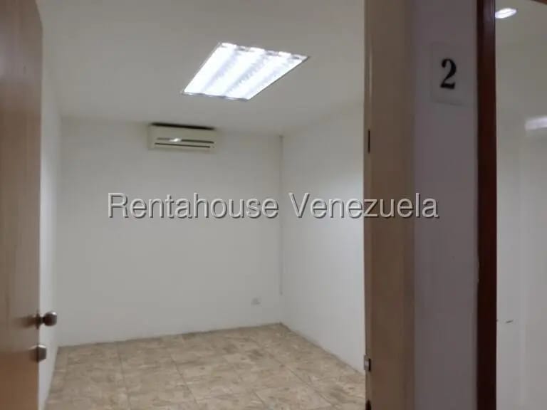Comercial (Oficina) en Alquiler en Plaza Venezuela, Distrito Metropolitano - 5