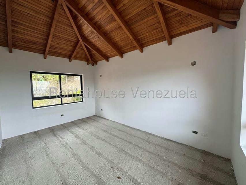 Casa (Duplex) en Venta en Oripoto, Distrito Metropolitano - 27