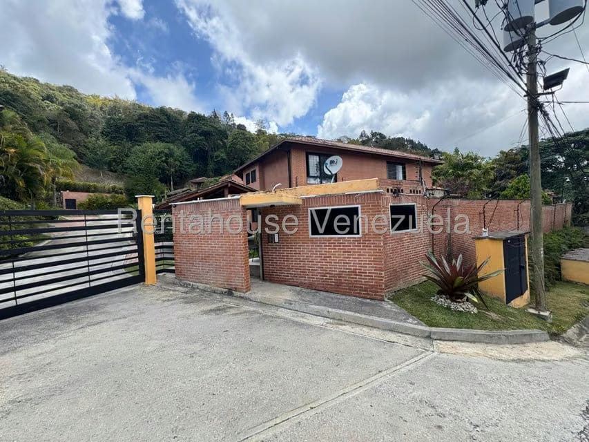 Casa (Duplex) en Venta en Oripoto, Distrito Metropolitano - 31