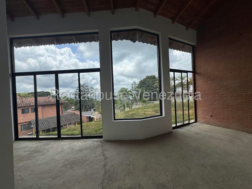 Casa (Duplex) en Venta en Oripoto, Distrito Metropolitano - 8