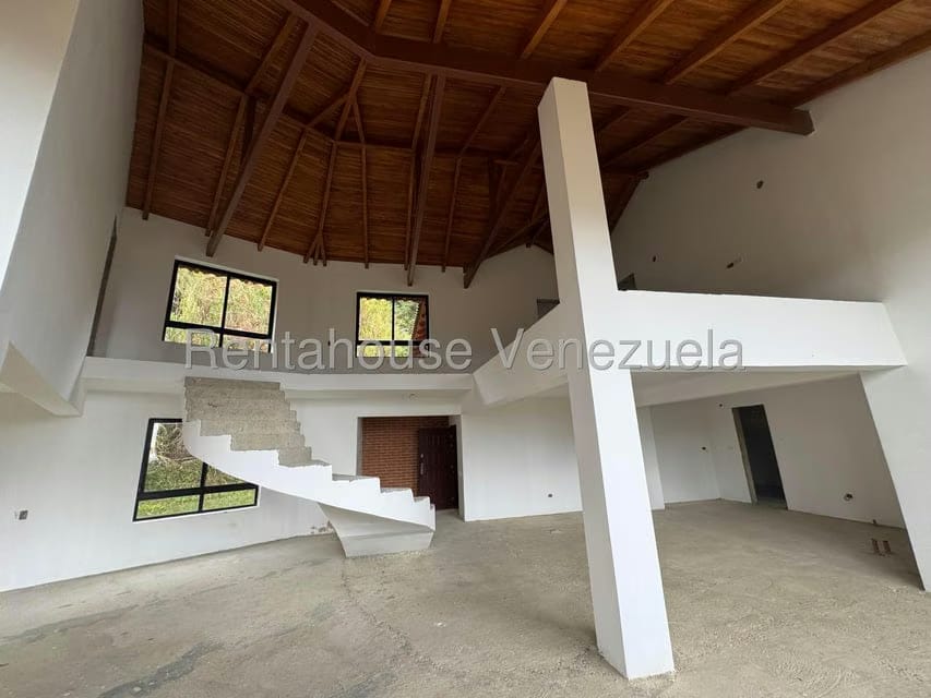 Casa (Duplex) en Venta en Oripoto, Distrito Metropolitano - 9